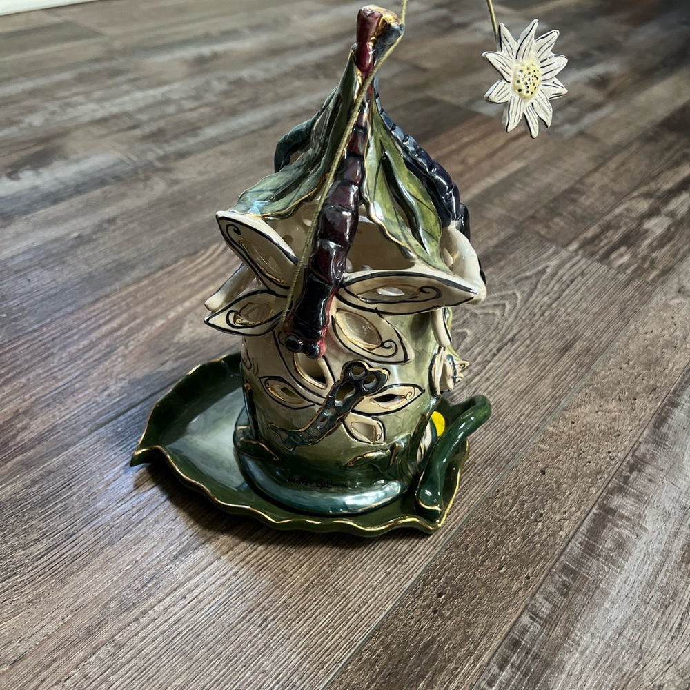 Blue sky spring luster tea light